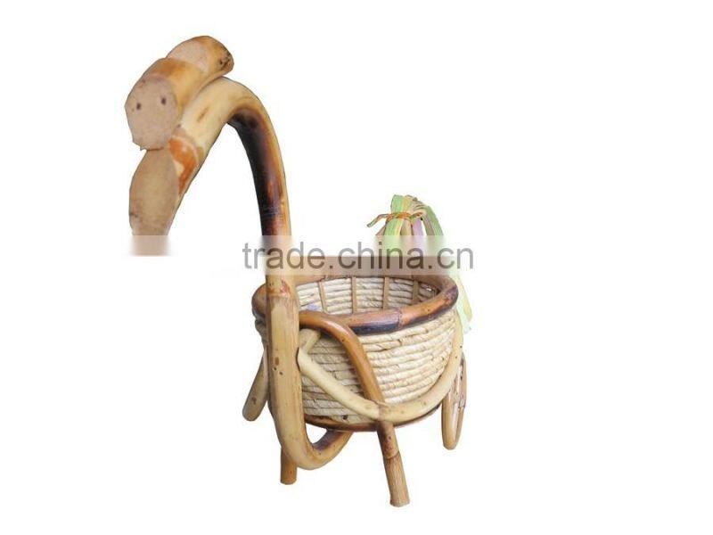 Hot sale special shape high quality cornhusk sundries basket