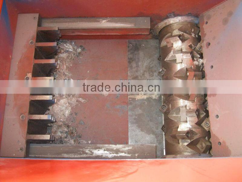 Plastic rubber shredder machine/crusher