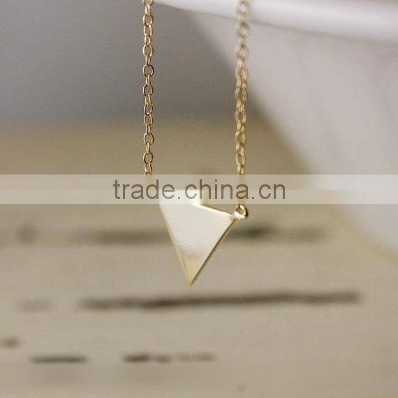 Wholesale China 925 Sterling Silver Triangle Necklace