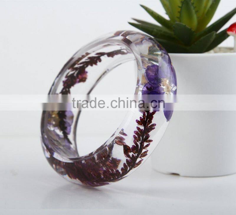 Lucite resinHandmade Real Flower Botanical Garden Resin Bangle Bracelet.