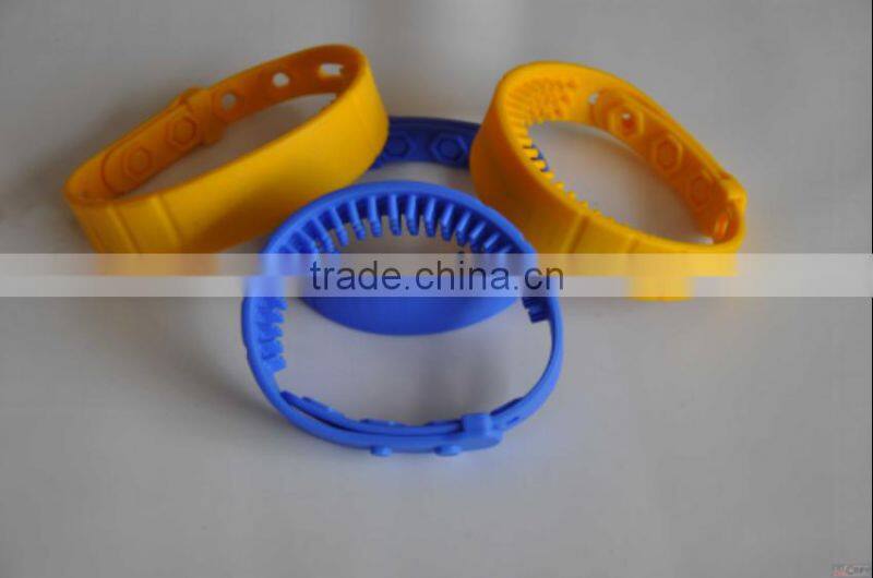 ultralight wristband made of high quality silicone