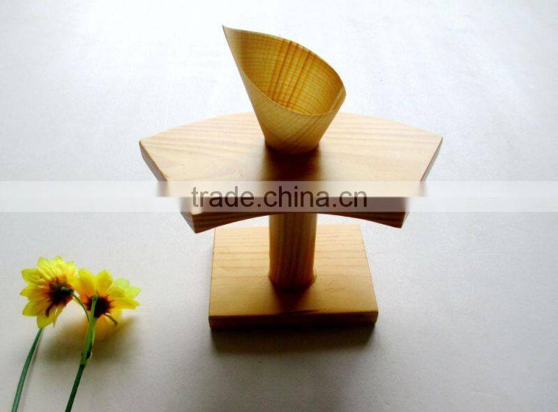 Bamboo sushi cone shelf
