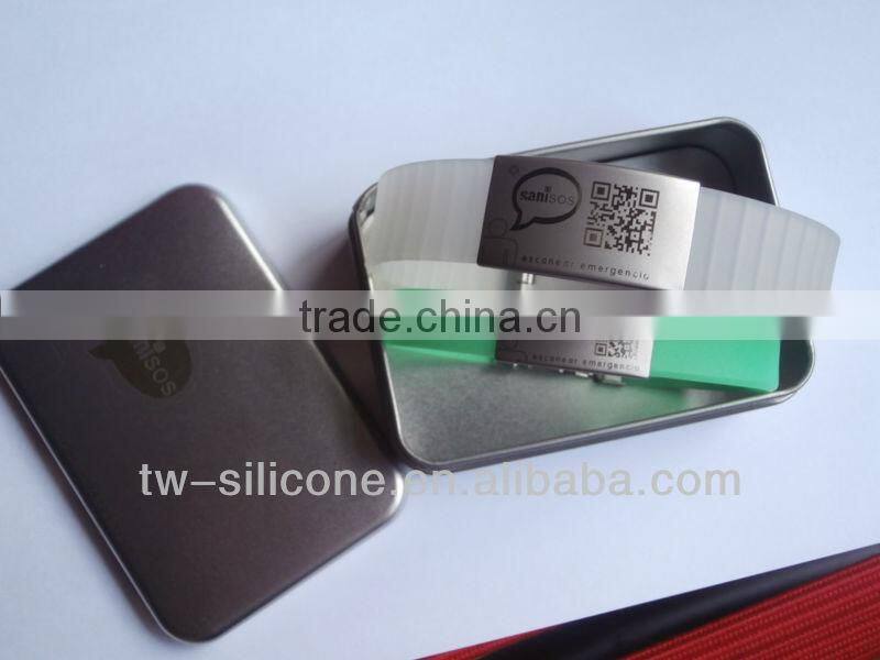 Manufacture OEM adjustable designer bracelet alert wristband