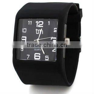 Fashion and Stylish Silicone Men Watches 2012