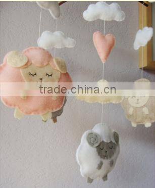 alibaba express hot sale high quality new products wholesale handmade felt sheep shaped hanging decoration