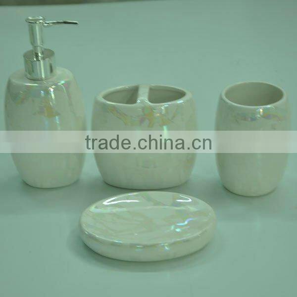 submarine world hotel bathroom accessories