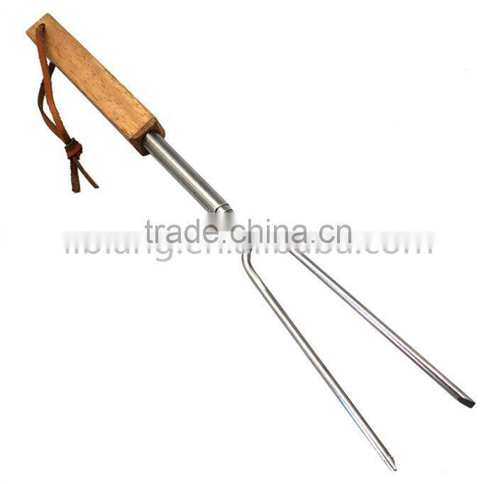 Hot sale telescopic bbq fork with wooden handle