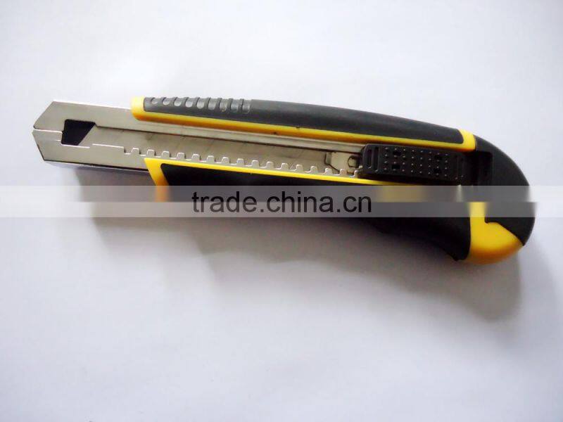 High quality Rubber grip Utility Knife with 8 pcs of spare blades