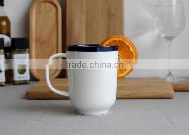 durable porcelain ceramic mug with bule rim for restaurant
