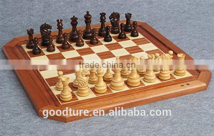 Luxury Fine Skilled Wooden Chess Set With King Height 9.7cm