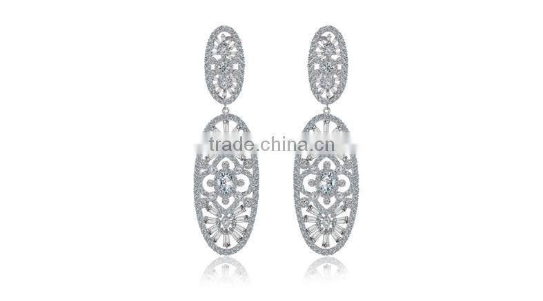 Wholesale Stock Small Order Fashion Women Hollow Garland Zircon Earrings