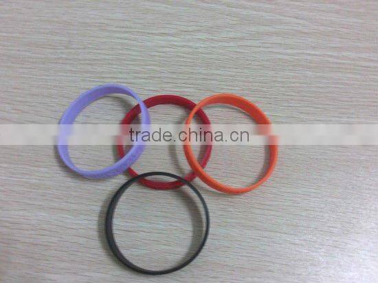 fashion colorful silicone bracelet/promotion silicone bracelet