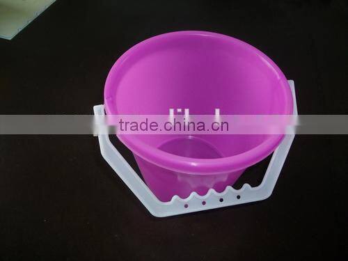 Children's plastic beach bucket toy kitchen small water bucket