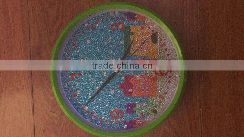 Drop round stone set. diamond like drop set.