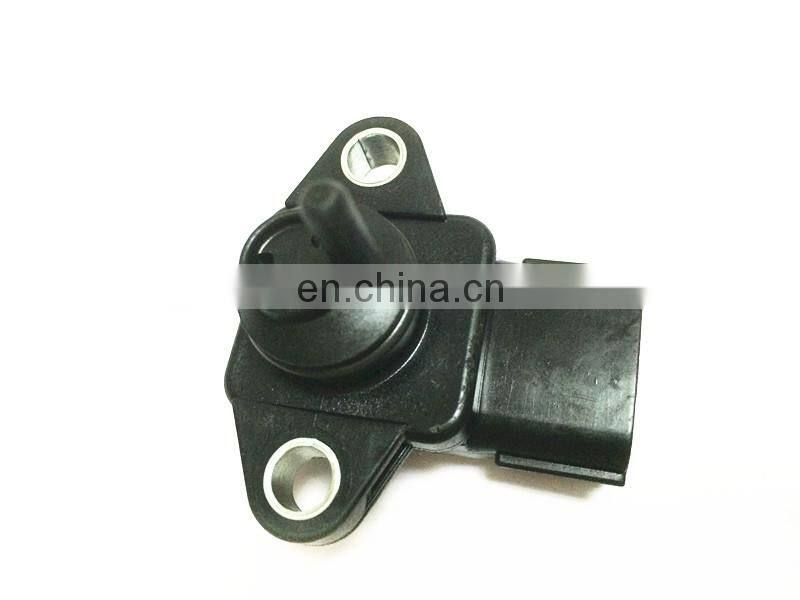 MAP Intake Air Pressure Sensor OEM# MD355556 E1T42171 E001T42171