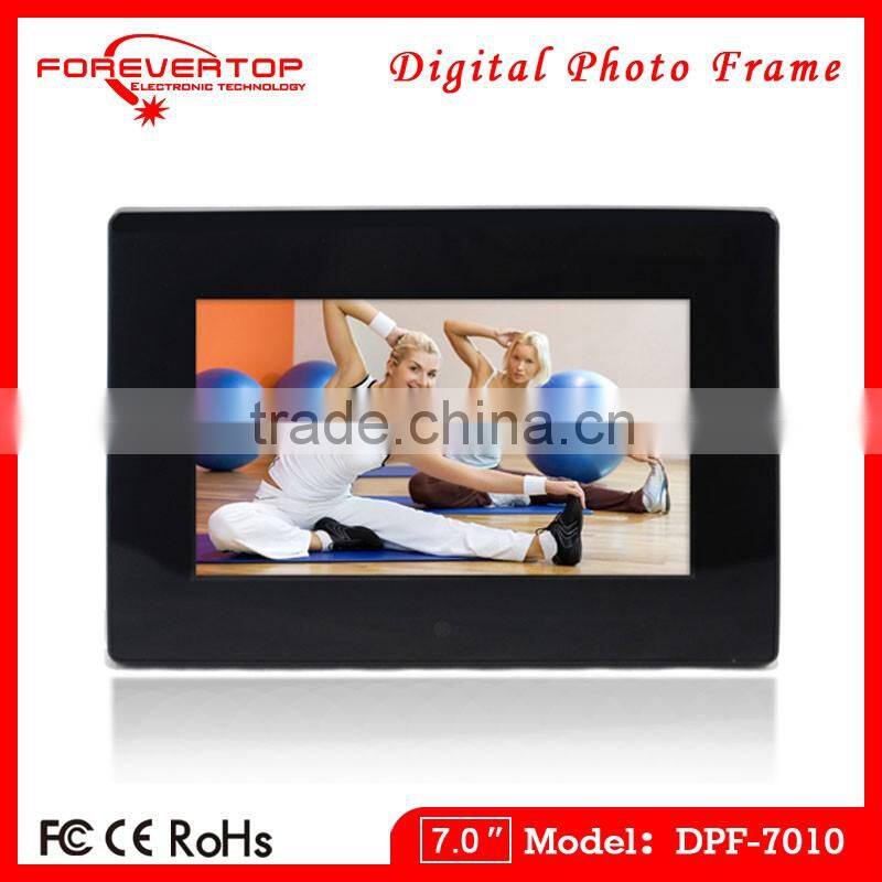2016 China factory price 7 inch digital wooden photo frames picuture frames