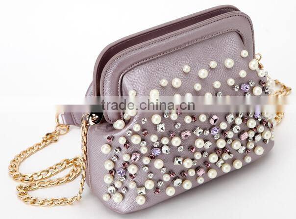 china wholesale latest fashion design decorated with pearl ladies clutch bag