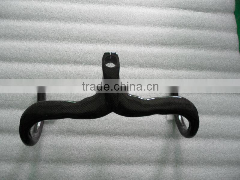 2015 carbon hot saling popular HB005 fibre handlebars road bike with 2 year warranty