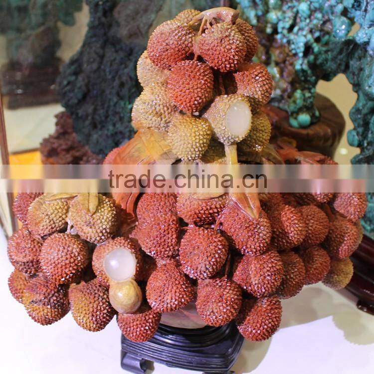 Natural beautiful agalmatolite stone Lychee Tree
