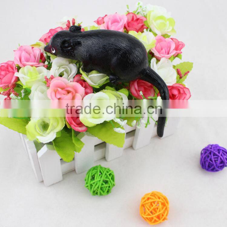 TPR novelty toys the simulation mouse for abreaction