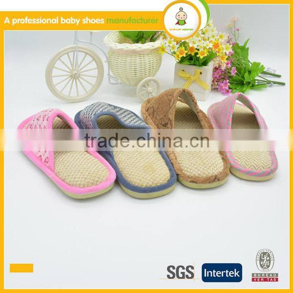 newest hot sale high quality low price adult men comfortable indoor slippers