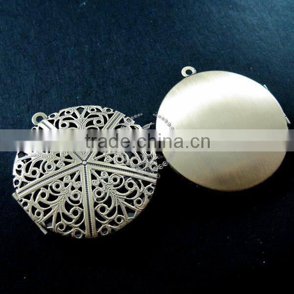 38mm vintage style filigree antiqued bronze plated brass big round photo locket pendant charm DIY supplies 1111048