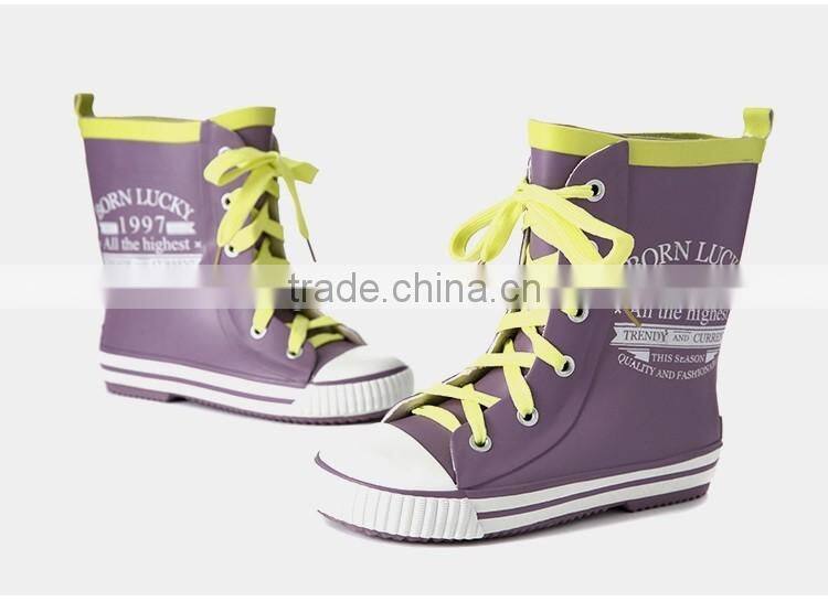 availabe in different colors cute rubber boots for boys and girls with laces