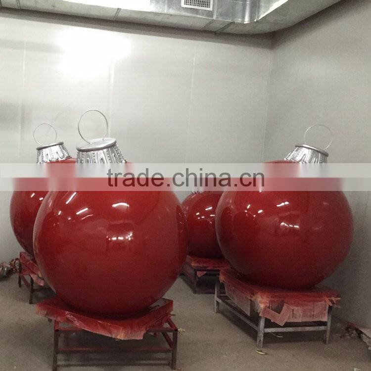 Giant ball ornaments