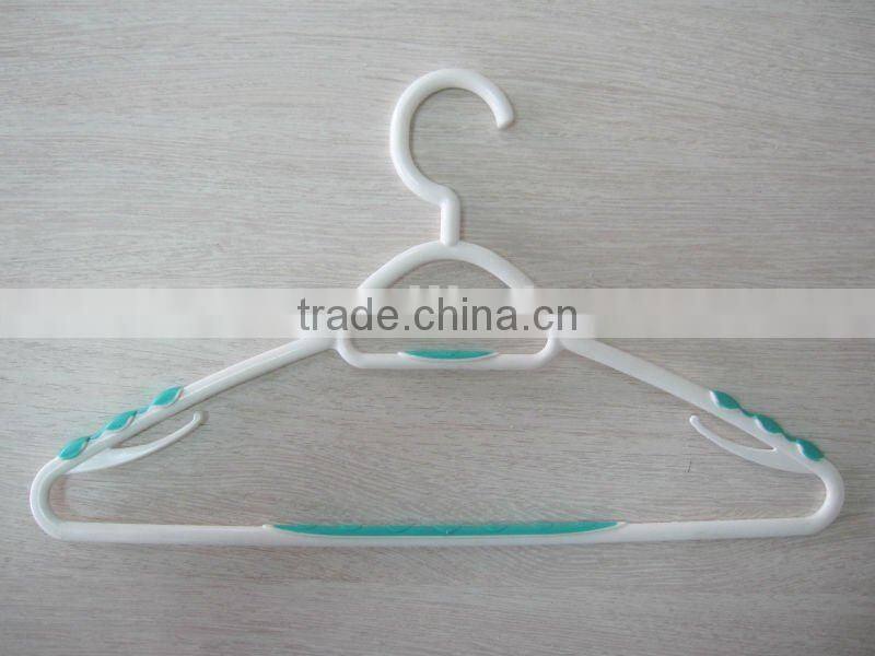 Plastic clothes clip hangers