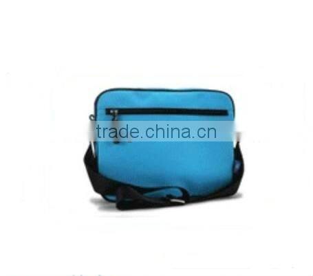 2013 fashion pretty shoulder sling bag for sports with polyester
