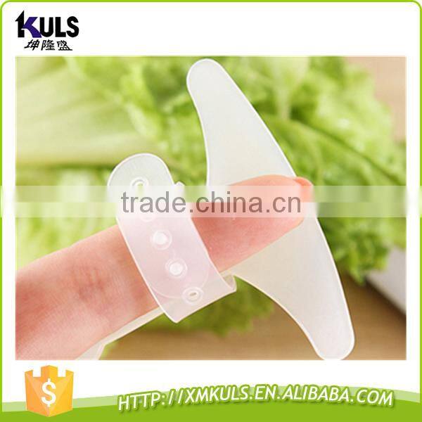 Chopping vegetables plastic armguard set smiling face cutting tools for plastic