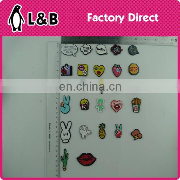 wholesale popular beutiful acrylic bag accessories
