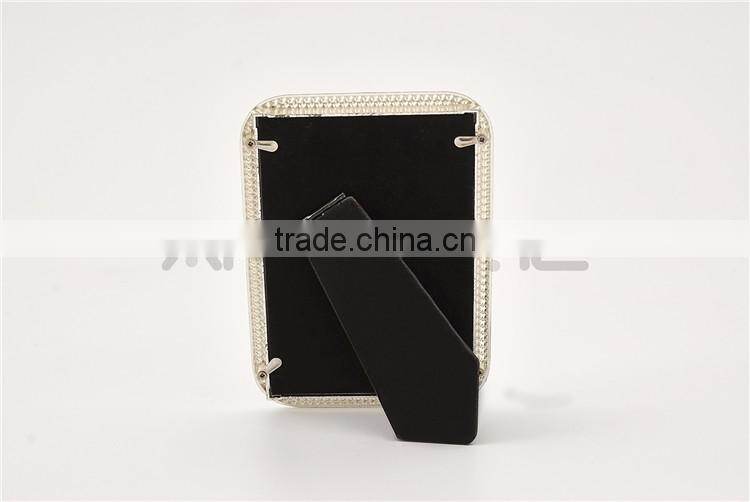 User-Friendly Elegant Shape Glass Silk Screen Photo Frame