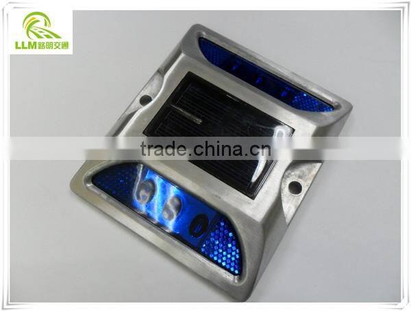 Traffic safety 122mm high compression aluminum LED solar road stud flashing light