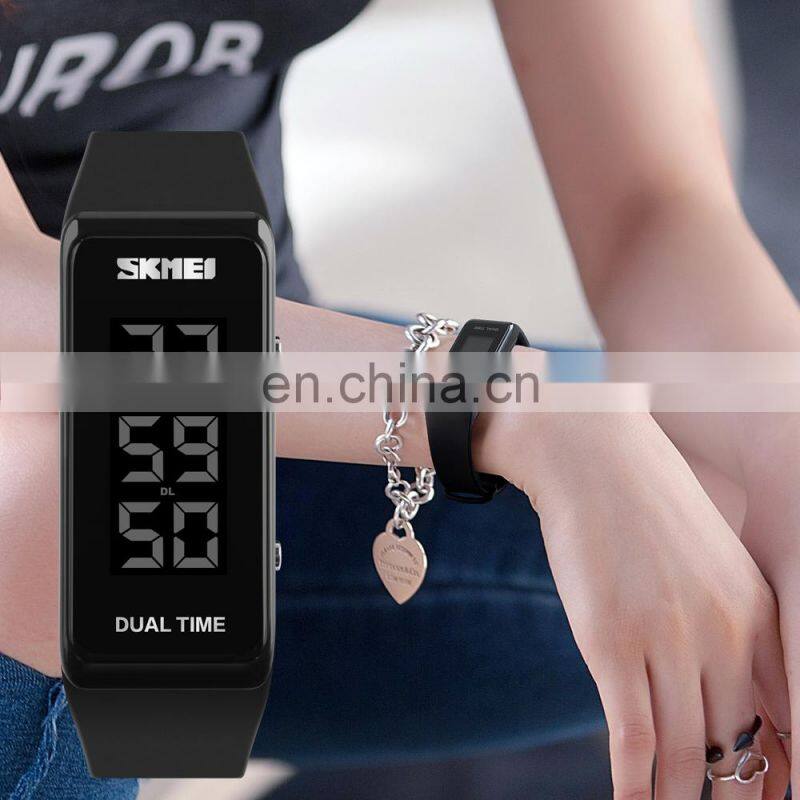 Unisex large stock promotion bracelet watch led digital