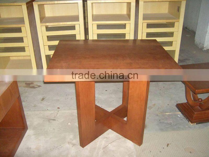 Used wooden round dining table for sale XYN38