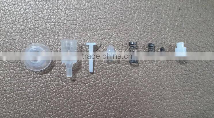 plastic spray part automatic assembling machine