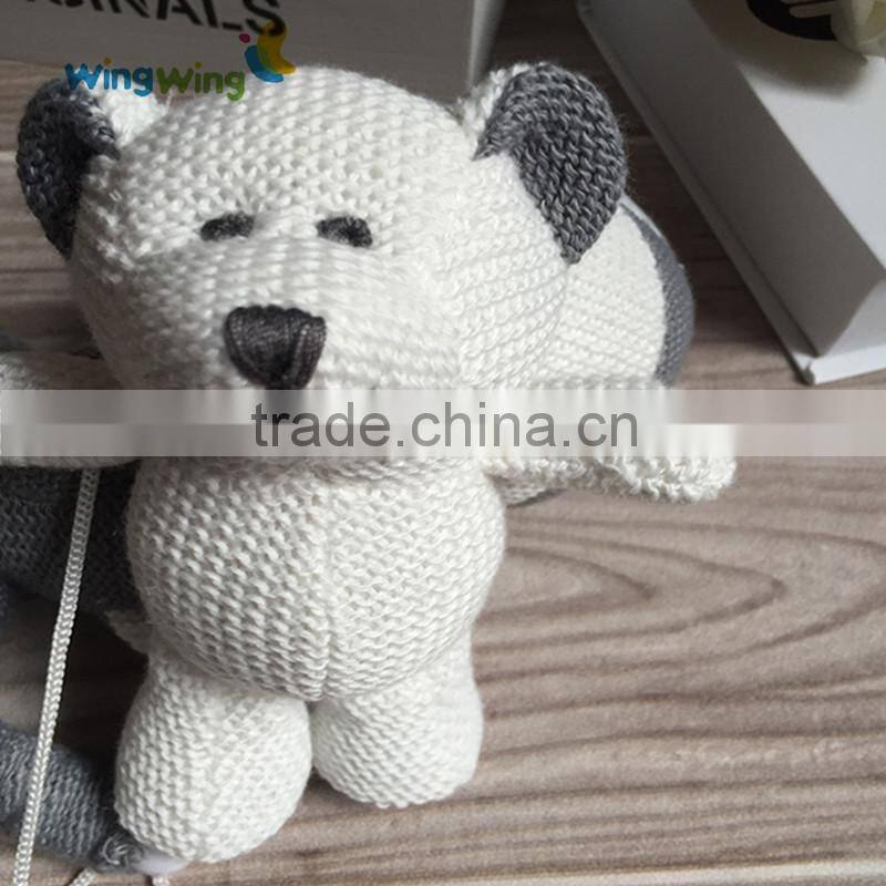 Wholesale 100% knitted cotton material bear care baby crib muscial mobile