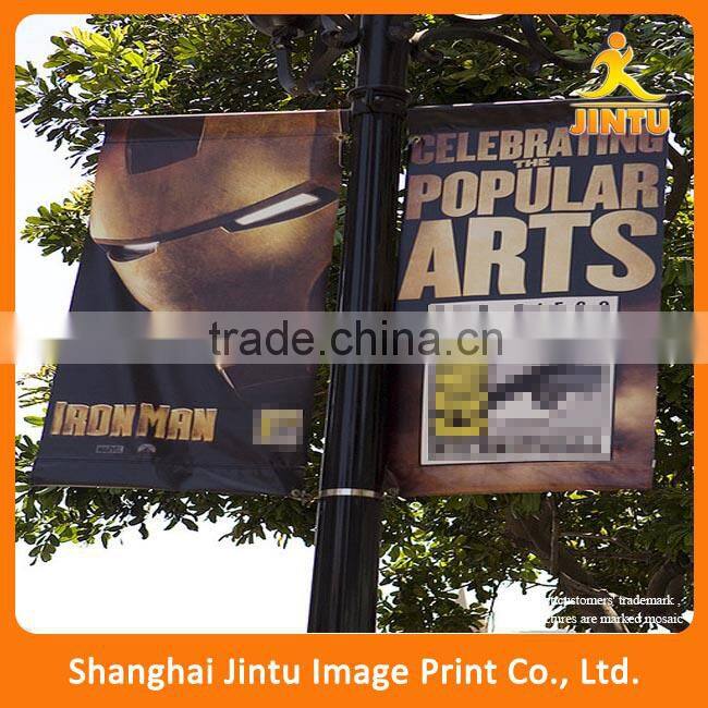 Retractable Banners & Roll Up Stands