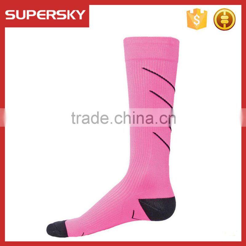 Compression recovery sport socks/ graduated performance compression socks