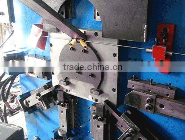 Bucket handle making machine