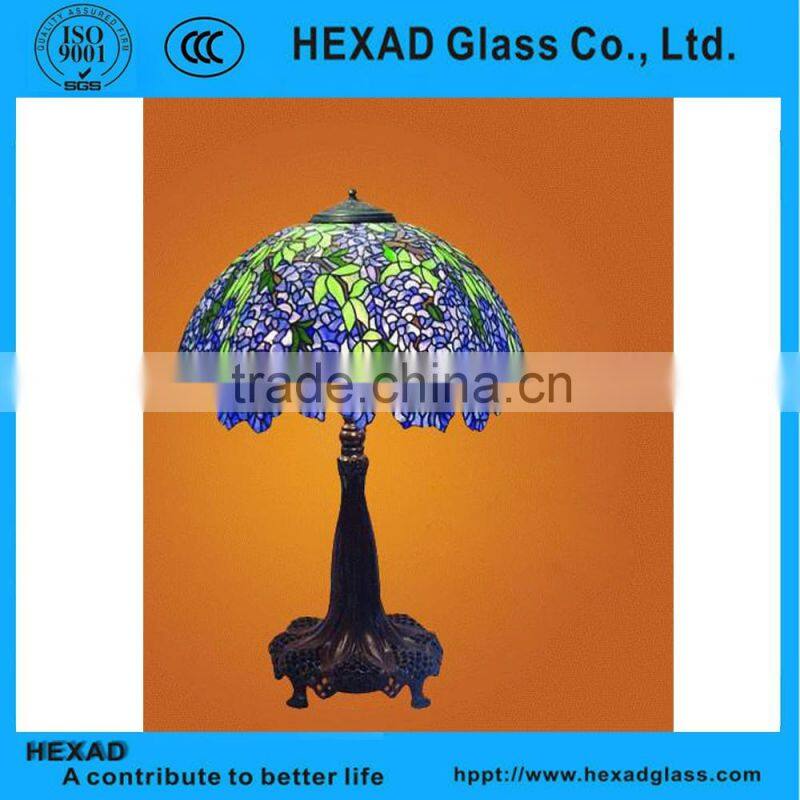 Sale! TIFFANY STYLE STAINED GLASS LAMP