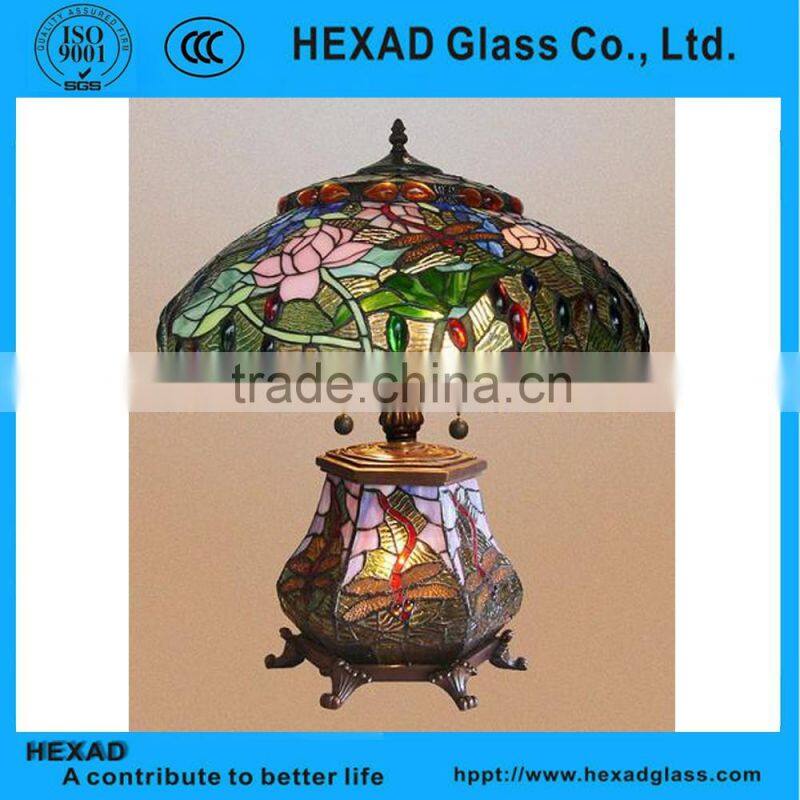 Sale! TIFFANY STYLE STAINED GLASS LAMP
