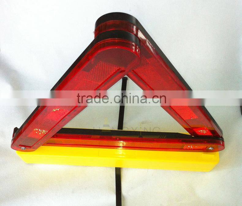 WT05 flashing light warning triangle