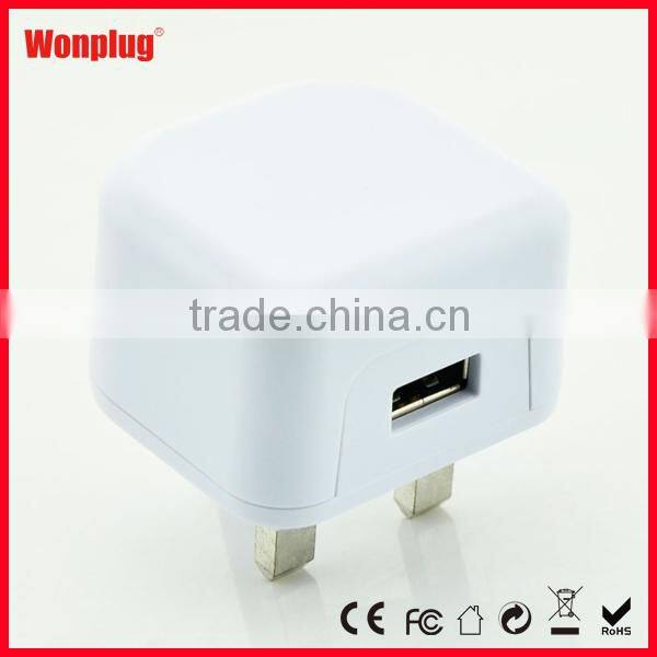 CE ROHS Active Usb Universal Travel Adapter With Usb Charger For UK