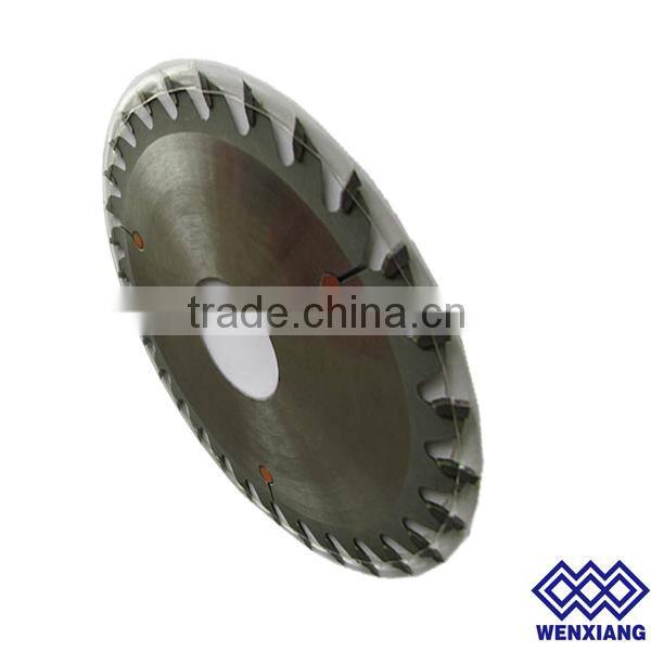 Metal cutting carbide blades