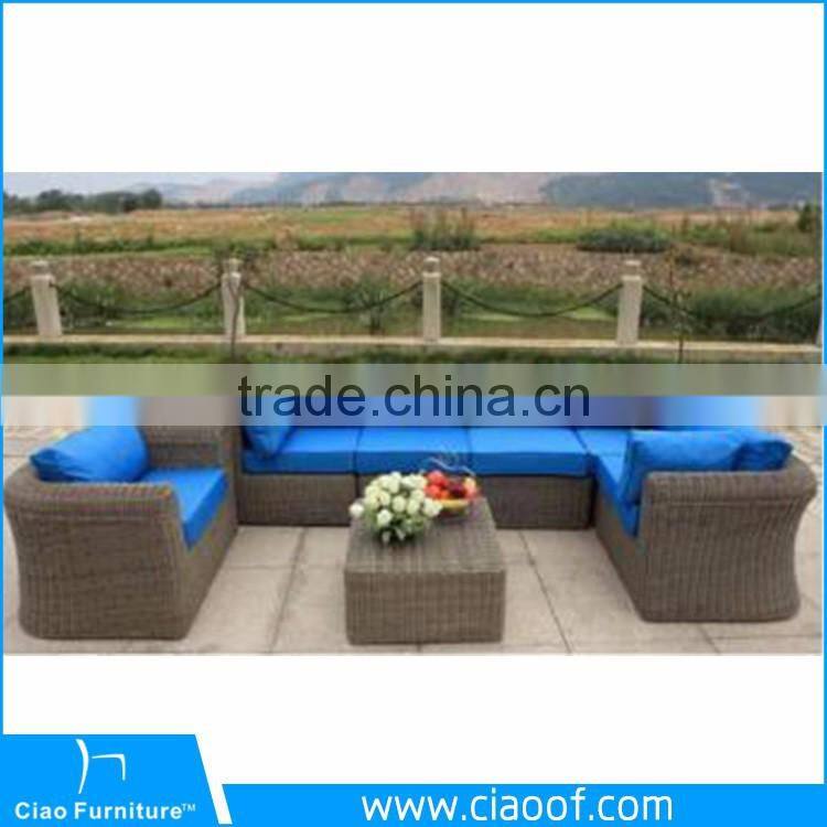 Hotel Handwoven Rattan Sofa Set Beer Garden Furniture