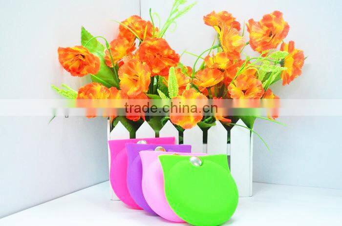 2013 silicone key wallets