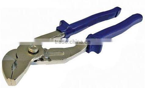 Offset Pipe Wrench Tool