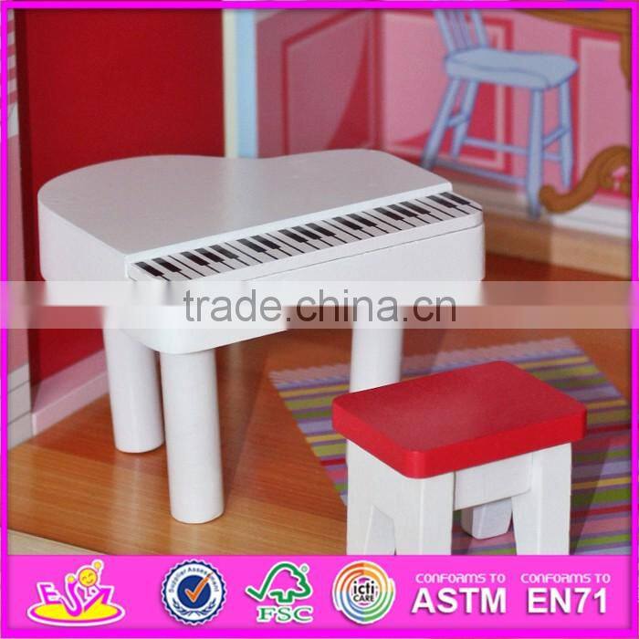 2017 New products lovely children wooden dollhouse kits W06A100